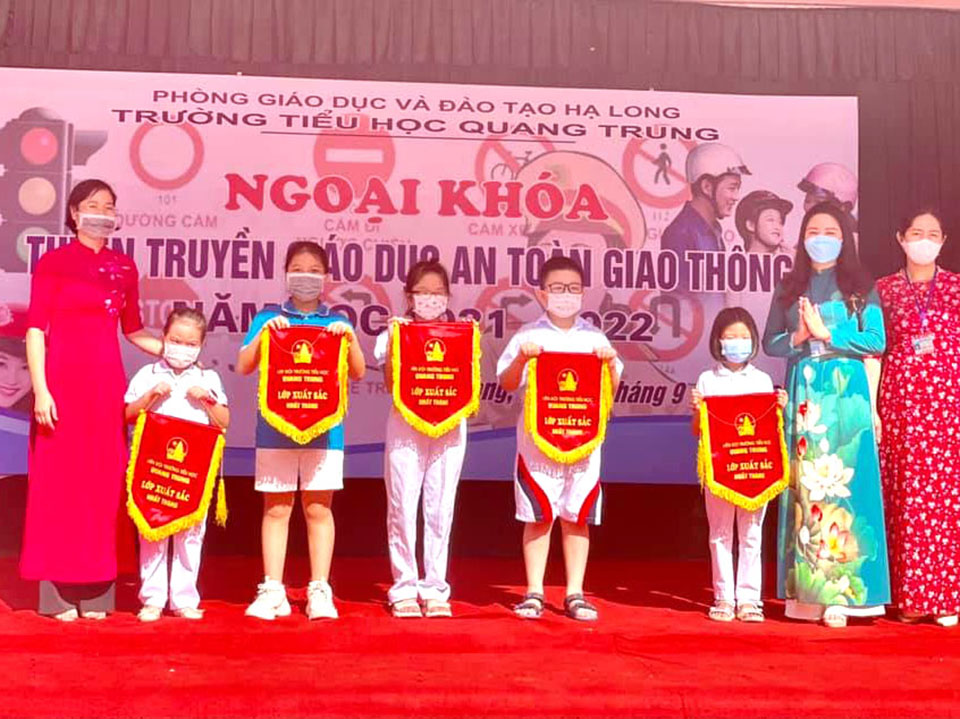 Thông báo tuyển sinh năm học 2022 - 2023